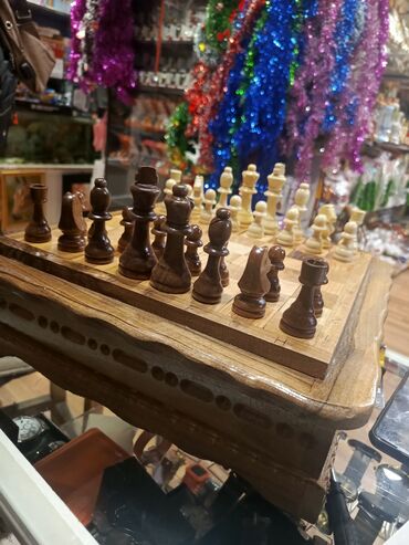 Şahmatlar: 1 ci şəkildəki nərd 25azn Şahmat və şaşki lövhəsi var Milli Faner — 16