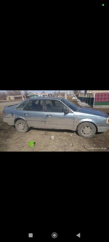 Volkswagen: Volkswagen Passat: 1992 г., 1.8 л, Механика, Бензин, Седан