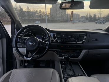 Kia: Kia Carnival: 2017 г., 2.2 л, Автомат, Дизель, Минивэн — 5
