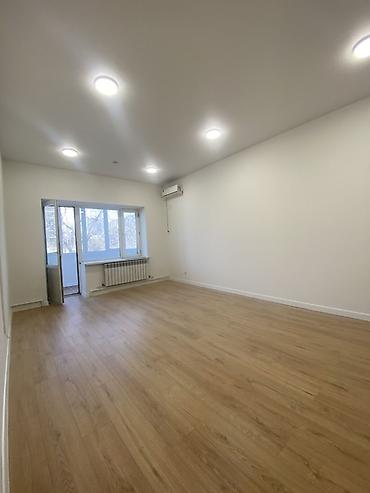Аренда ангаров: СДАЁТСЯ КОММЕРЧЕСКОЕ ПОМЕЩЕНИЕ — 539 м² ПЕРВАЯ ЛИНИЯ, Бульвар Эркиндик — 33