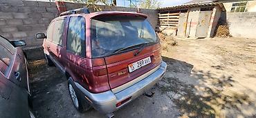 жатый воздух: Mitsubishi Space Runner: 1993 г., 2 л, Кол менен иштөөчү, Бензин, Вэн/Минивэн — 5