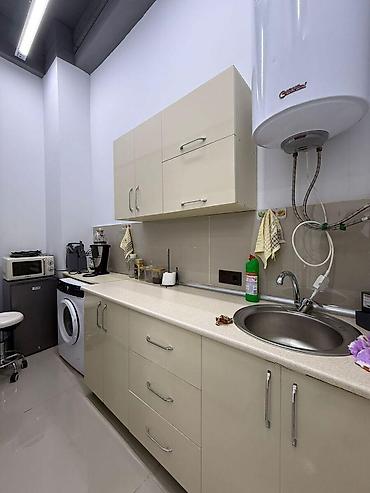 rayon: İcarəyə verilir obyekt 70 m², Həzi Aslanov m. 1 100 AZN/ay 70 m² Sahə — 9