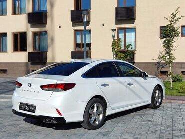 аренда фит таксиге: СРОЧНО ‼️ Сдаю в аренду Hyundai Sonata 2018, 2.0 Сутки 700 сом -