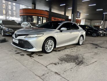 пикник тайота: Toyota Camry: 2019 г., 2.5 л, Автомат, Бензин, Седан