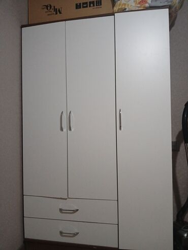 Açılan, 3 qapılı Düz dolab, Qarderob, paltar dolabı