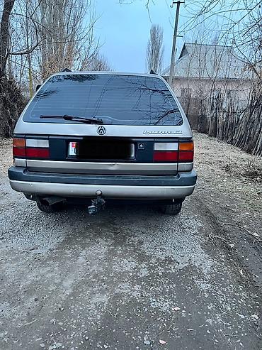 Volkswagen: Volkswagen Passat Variant: 1991 г., 2 л, Механика, Бензин, Универсал — 6