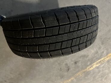 Другие автозапчасти: Зимные шины новые centara vinter размер 215/55 R 17