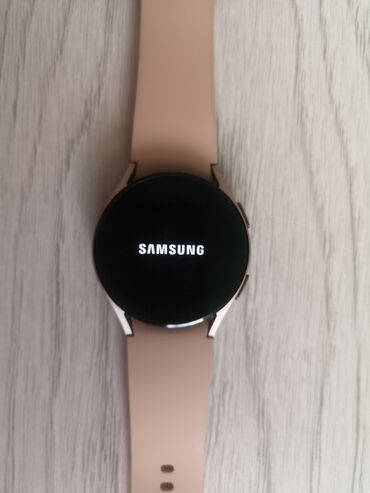 samsung watch 3: Продаю часы Samsung Galaxy Watch 4 в хорошем состоянии. Пользовалась