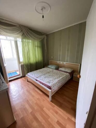 продажа квартир токмок: 3 бөлмө, Менчик ээси, Чогуу жашоосу жок, Толугу менен эмереги бар