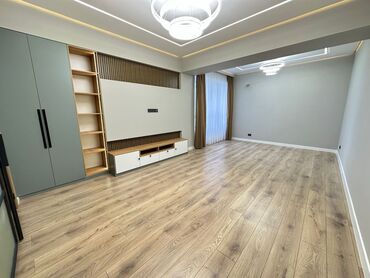 срочно продаю дом рухий мурас: 3 комнаты, 84 м², Элитка, 8 этаж, Дизайнерский ремонт