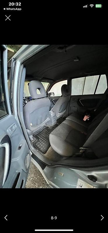 range tover: Toyota RAV4: 2001 г., 2 л, Автомат, Бензин, Кроссовер — 6