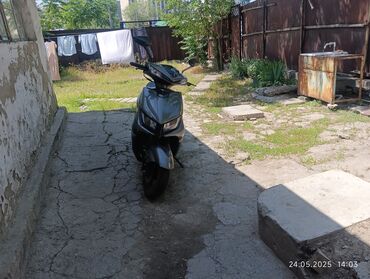 Скутеры: Скутер M8, 50 куб. см, Бензин, Б/у