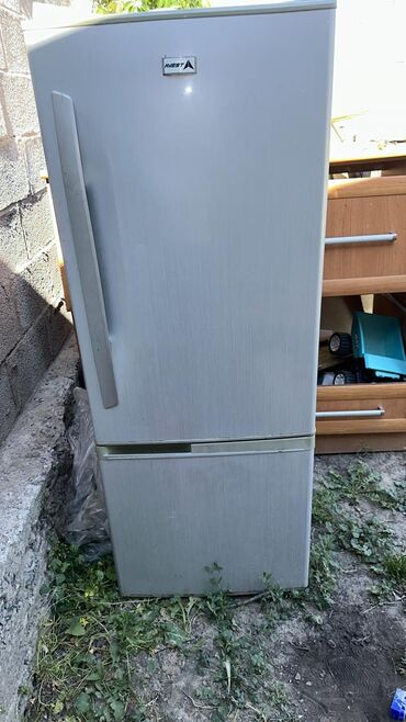скупка нерабочих холодильников: Холодильник Avest, Б/у, Двухкамерный