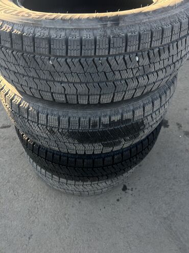 1756514 бу: Шины 165 / 65 / R 14, Зима, Б/у, Комплект, Легковые, Япония, Bridgestone