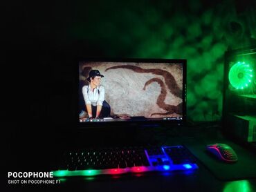 Masaüstü kompüterlər və iş stansiyaları: Video kart:Gtx1050 evga 2gb Processor: i5 3470 Ram: 8gb Ssd: 128GB
