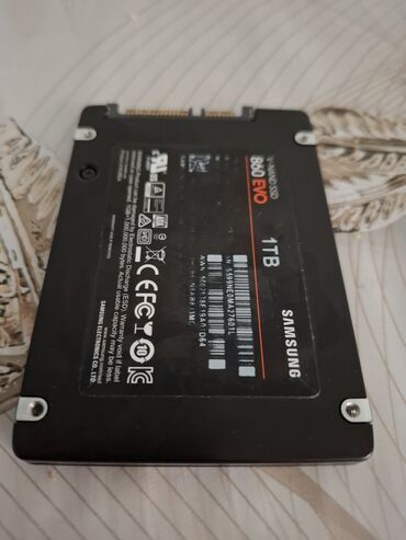 hard disk satilir: Внутренний Накопитель SSD Samsung, 1 ТБ, 3.5", Б/у
