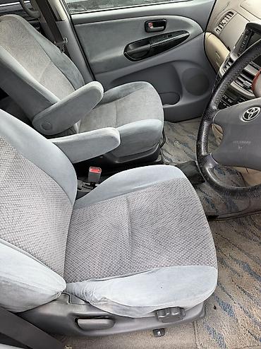 естима 2003: Toyota Estima: 2003 г., 2.4 л, Бензин — 7