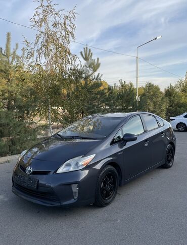электирик машина: Toyota Prius: 2015 г., 1.8 л, Вариатор, Гибрид, Хетчбек