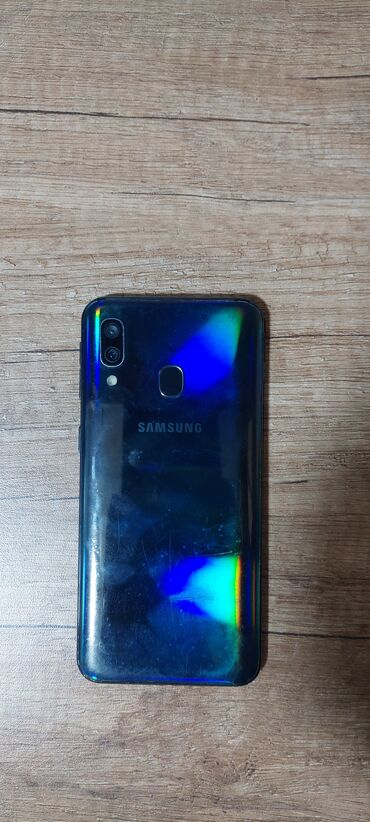 Samsung Galaxy A40, 64 ГБ, цвет - Синий