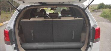 Kia: Kia Sorento: 2 l | 2010 il Ofrouder/SUV — 3