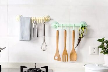 полотенца кухонные: Вешалка с крючками. Крючки настенные можно использовать как крючки