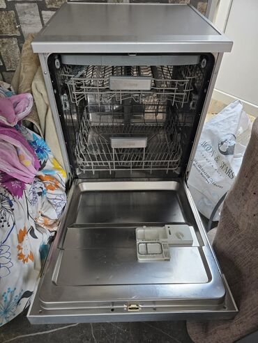 холодильники бу купить: Az islenib problemi yixtu ev bosalir deye tecili satlir