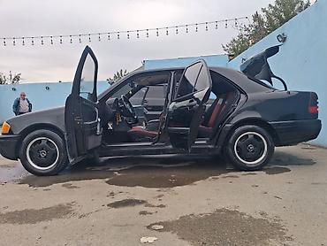 opel sintra 1999: Mercedes-Benz C 180: 1.8 l | 1996 il Sedan — 3