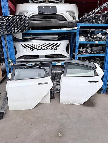 step: Кузовные запчасти для Toyota Camry XV50 (рестайлинг, ориентировочно — 7