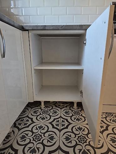 Stair Treads: HITNO – kuhinja po meri, cena po dogovoru Medijapan visoki sjaj at lalafo.rs — 9 Stair Treads: HITNO – kuhinja po meri, cena po dogovoru Medijapan visoki sjaj — 9