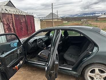 Mercedes-Benz E-Class: 1996 г., 2.3 л, Кол менен иштөөчү, Бензин, Седан — 5
