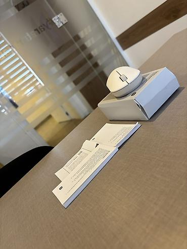 komputer cantası: Məhsul: Xiaomi Wireless Mouse Lite 2 (siçan) Xüsusiyyətlər: - Simsiz — 3