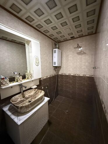 Köhnə tikili: Bakı, 3 otaqlı, Köhnə tikili, m. Həzi Aslanov, 82 kv. m — 23