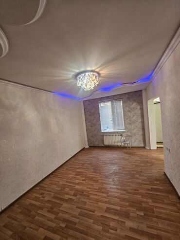 Həyət evləri və villaların satışı: 3 otaqlı, 100 kv. m, Orta təmir — 3