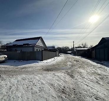 Продажа коттеджей и домов: Угловой участок в начале Пригородного, можно поделить на два. • — 11