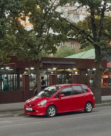 Honda: Honda Jazz: 2008 г., 1.3 л, Вариатор, Бензин