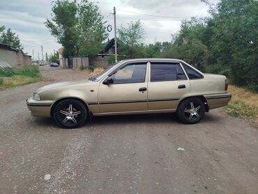 Daewoo: Daewoo Nexia: 2007 г., 1.5 л, Механика, Бензин, Седан