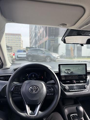 toyota karola: Toyota Corolla: 2023 г., 1.8 л, Гибрид, Седан — 5