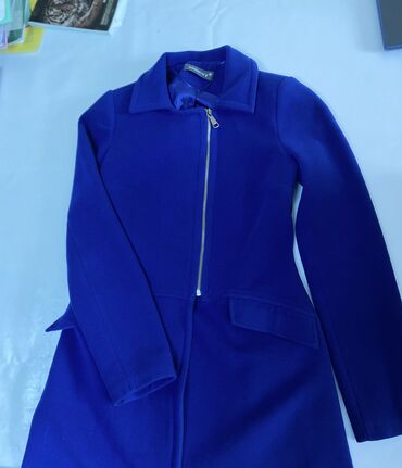 прямое кашемировое пальто: Продаю хорошее женское Б/У пальто без пятен и дефектов из ТУРЦИИ