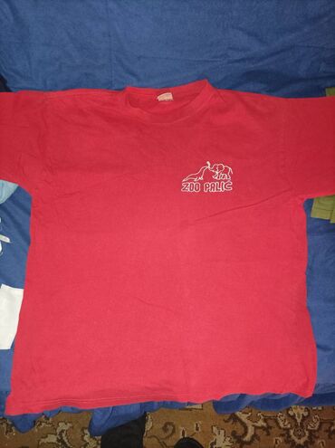 lacosta majice: Na prodaju crvena majica kratkih rukava, sa natpisom Zoo Palić, XL