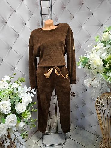 Gornji i donji deo: Damski komplet trenerke – gornji deo i donji deo u istom tonu. - — 5