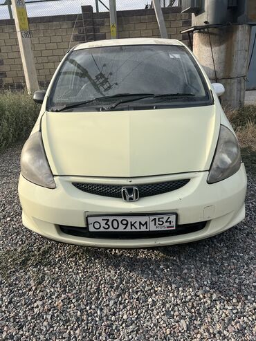 машина kg бишкек тойота: Honda Fit: 2003 г., 1.3 л, Вариатор, Бензин, Хетчбек