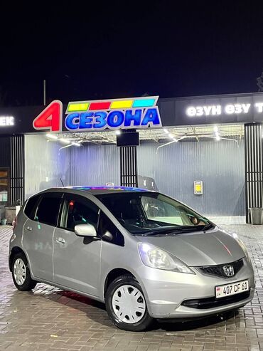 богажник на фит: Honda Fit: 2008 г., 1.3 л, Вариатор, Бензин, Хэтчбэк