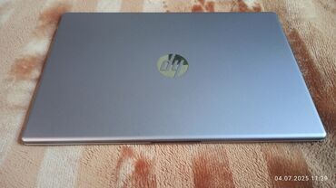 Ноутбуки: Ноутбук, HP, 8 ГБ ОЗУ, Intel Core i3, 15.6 ", Б/у, Для несложных задач, память SSD — 7