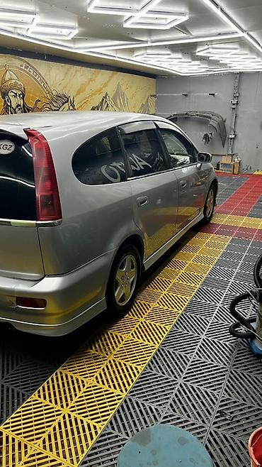 полик на хонду стрим: Honda Stream: 2001 г., Автомат, Бензин, Минивэн — 9