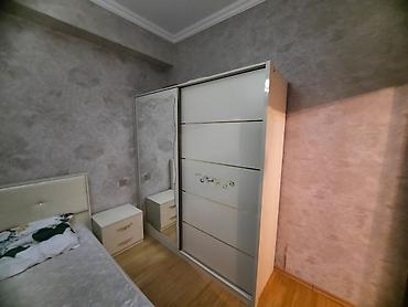 2 otaqli evler: Kristal Abşeron 2 də (at heykəlinin yanında) iki otaqlı ev satılır — 3