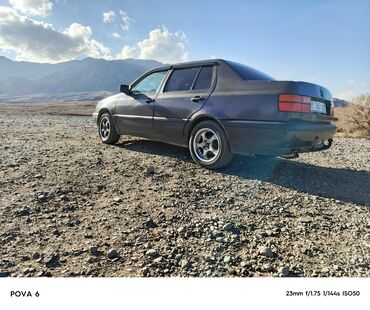 купить фольксваген шаран: Volkswagen Vento: 1995 г., 1.8 л, Механика, Бензин