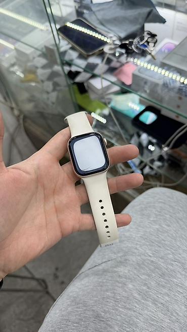 Apple Watch: Смарт‑часы Apple Watch (на корпусе маркировка: Series 10, алюминиевый — 1