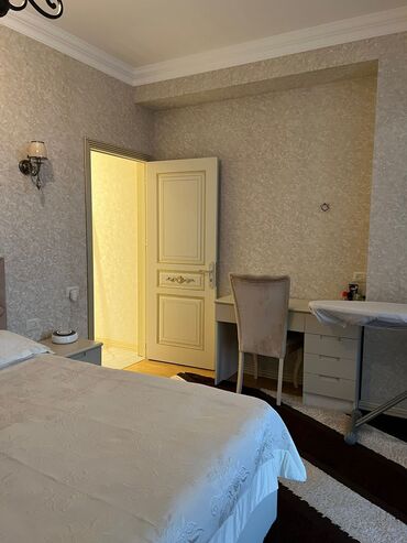 Mənzil kirayələyirəm: 3 otaqlı, 122 kv. m — 21