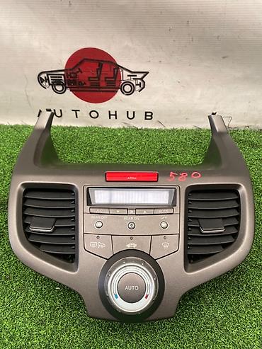 акаммулятор: Блок климат контроля Honda 2004 г., Б/у, Оригинал, Япония — 1