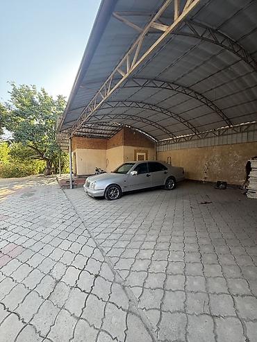 двухэтажный дом в бишкеке: 📍 В Сокулуке (верхняя зона) продается двухуровневый дом на участке 11 — 4